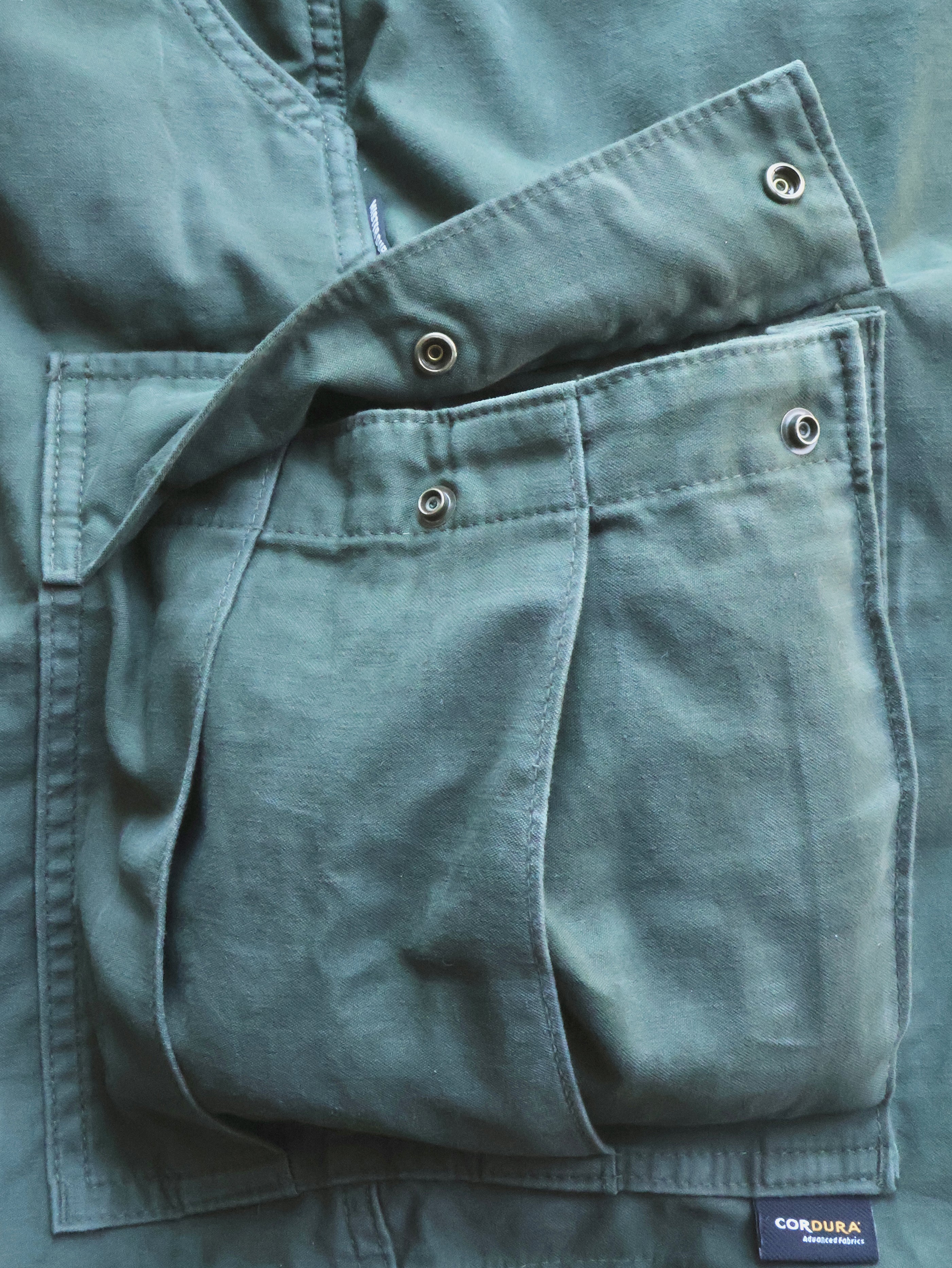 WASHED CARGO SHORTS. CORDURA®︎