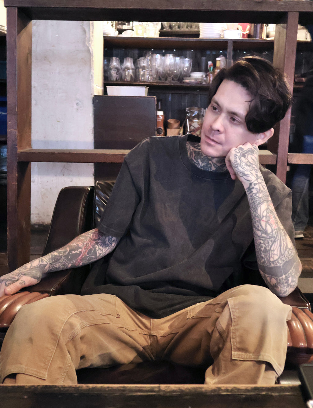 GARMENT DYE HEAVY LOOSE FIT TEE SS. LOGO-01