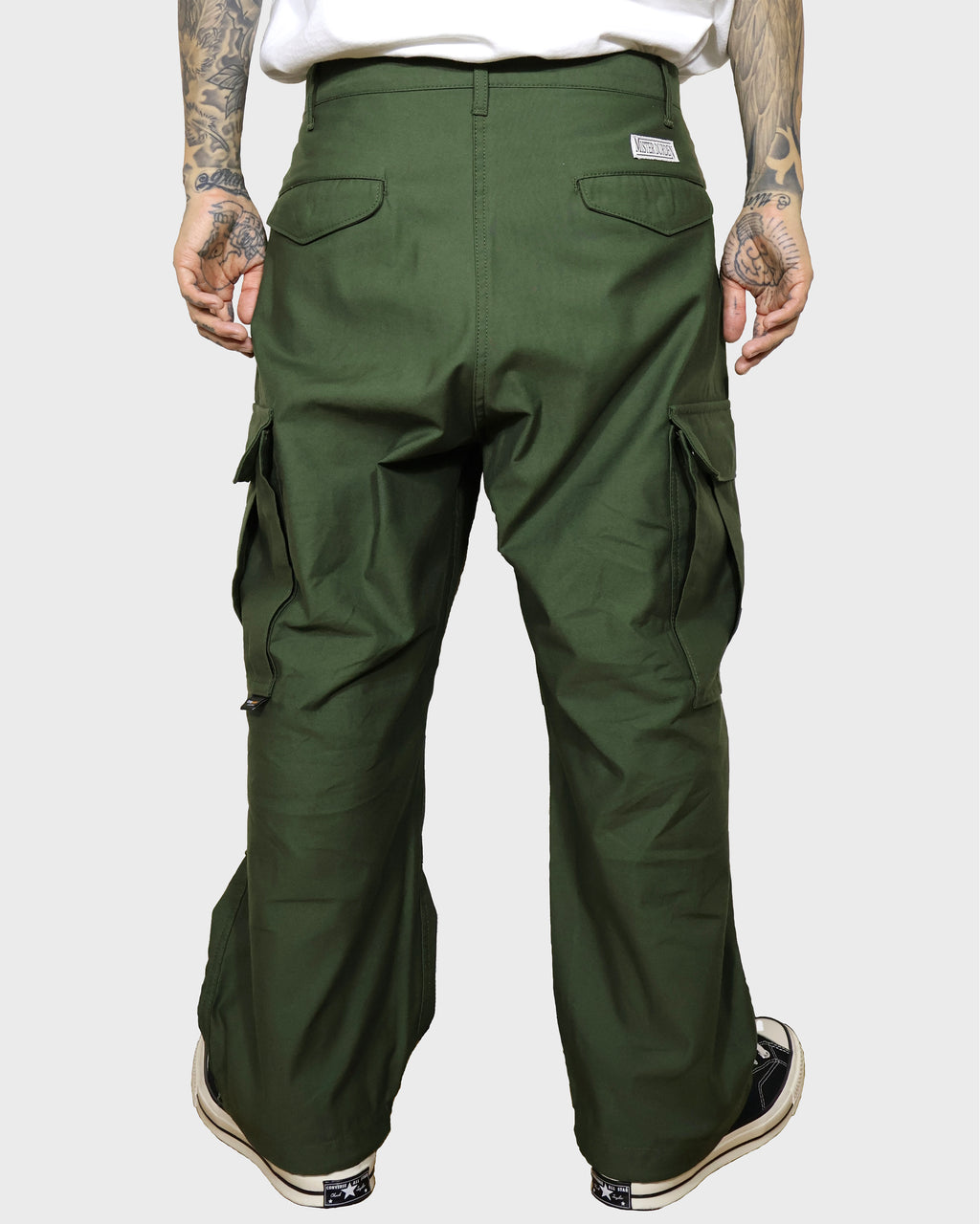 LOOSE CARGO PANTS. CORDURA®︎