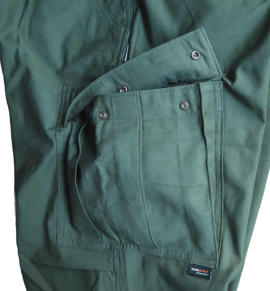 LOOSE CARGO PANTS. CORDURA®︎