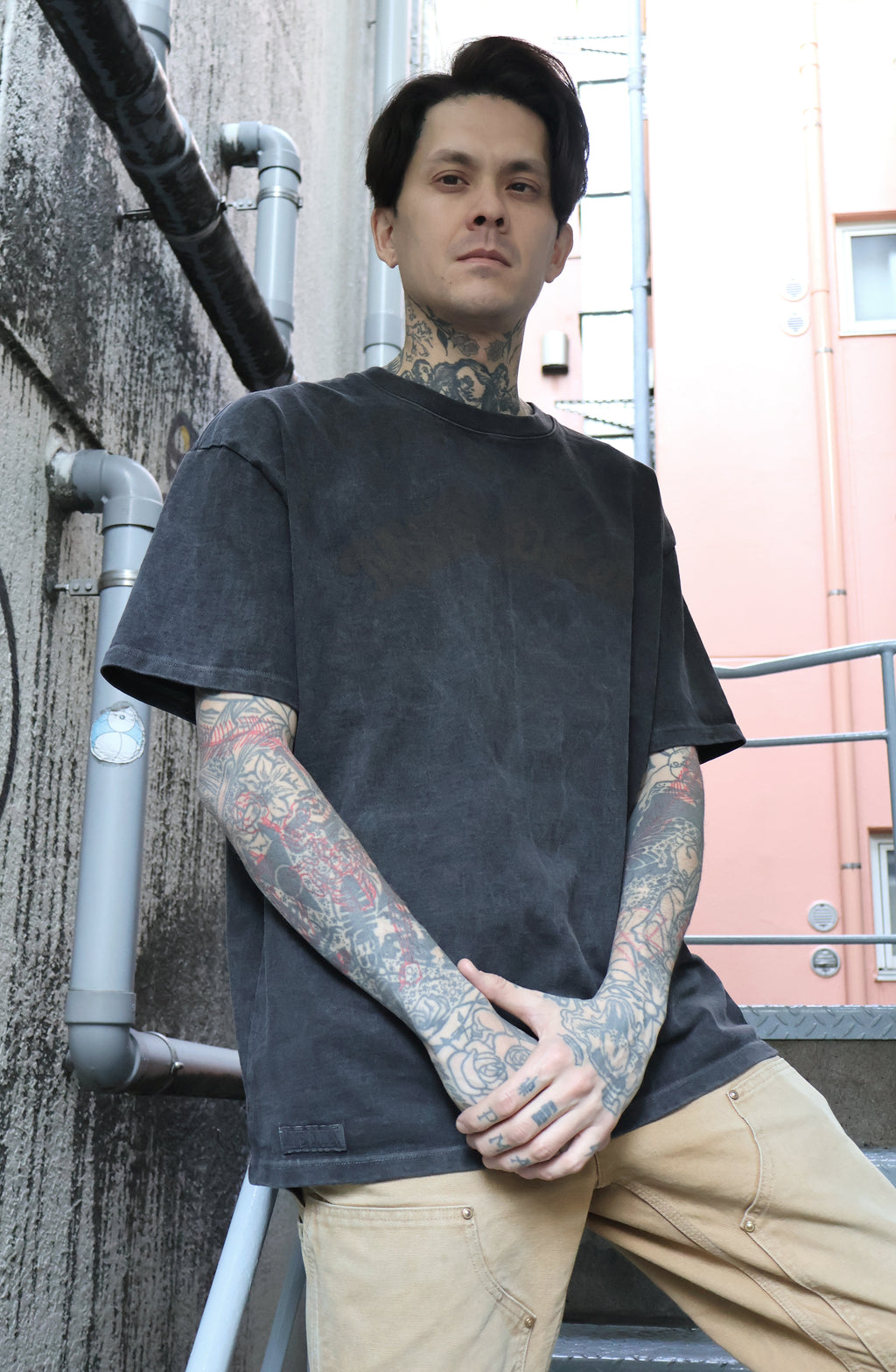 GARMENT DYE HEAVY LOOSE FIT TEE SS. LOGO-01